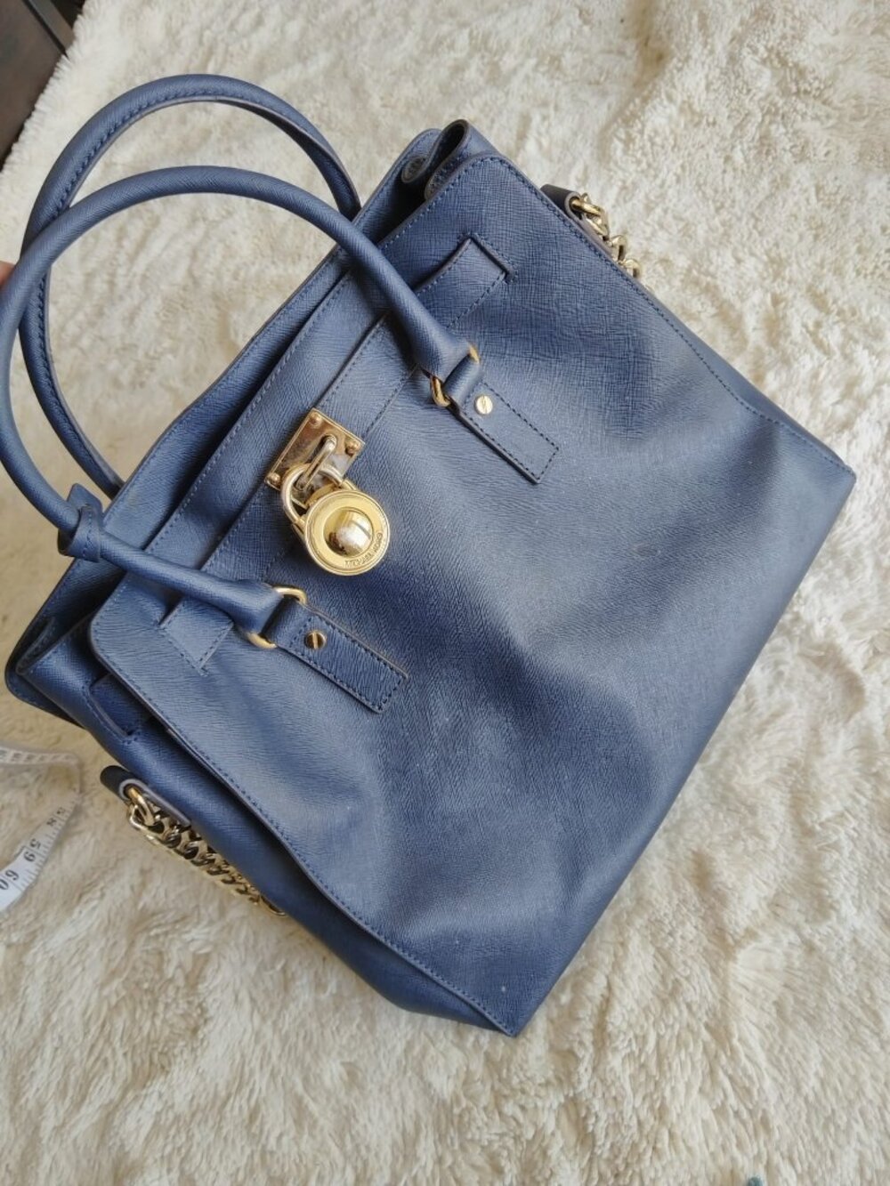 Michael Kors Hamilton bag in dark blue Saffiano leather